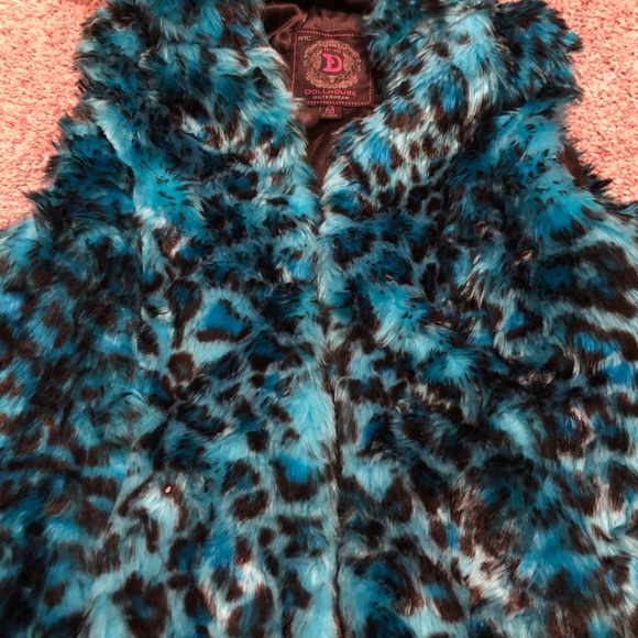 Girls Cheetah Print Faux Fur Hooded Vest - Picture 3 of 5